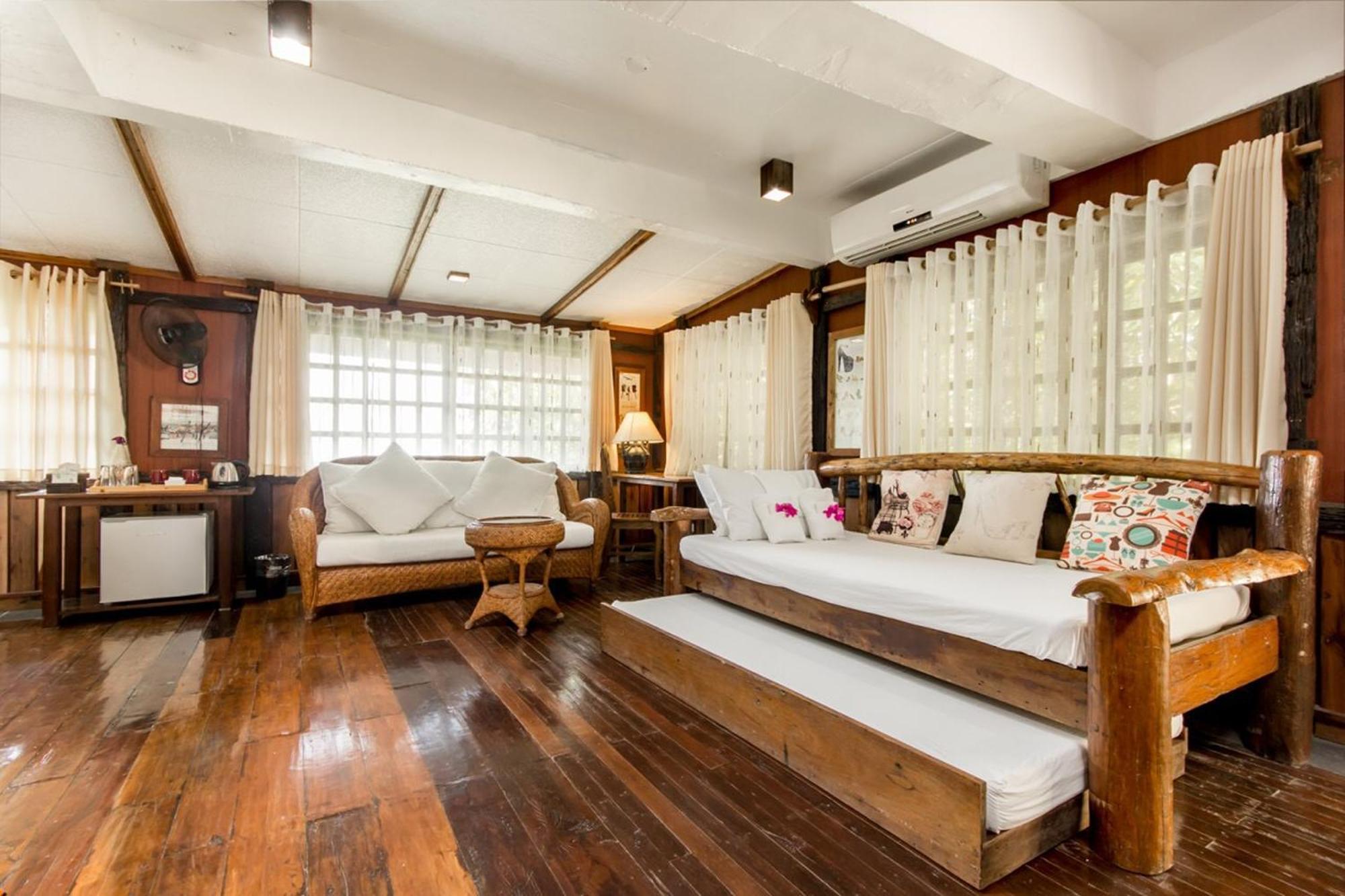 โอลด์วูดส์ บาย เดอะ ซี เนเจอร์ รีสอร์ต Hotel Bani ภายนอก รูปภาพ