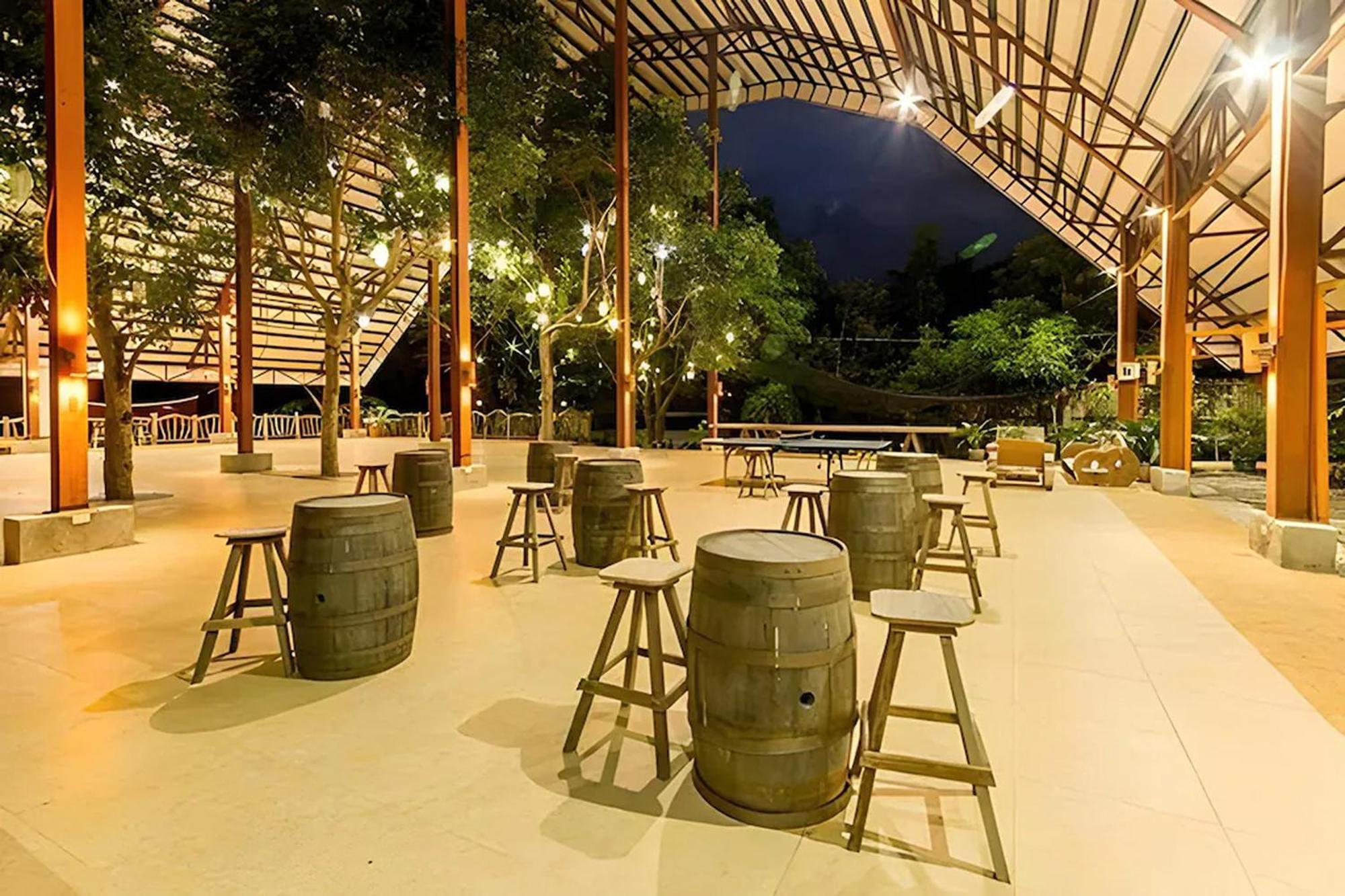 โอลด์วูดส์ บาย เดอะ ซี เนเจอร์ รีสอร์ต Hotel Bani ภายนอก รูปภาพ